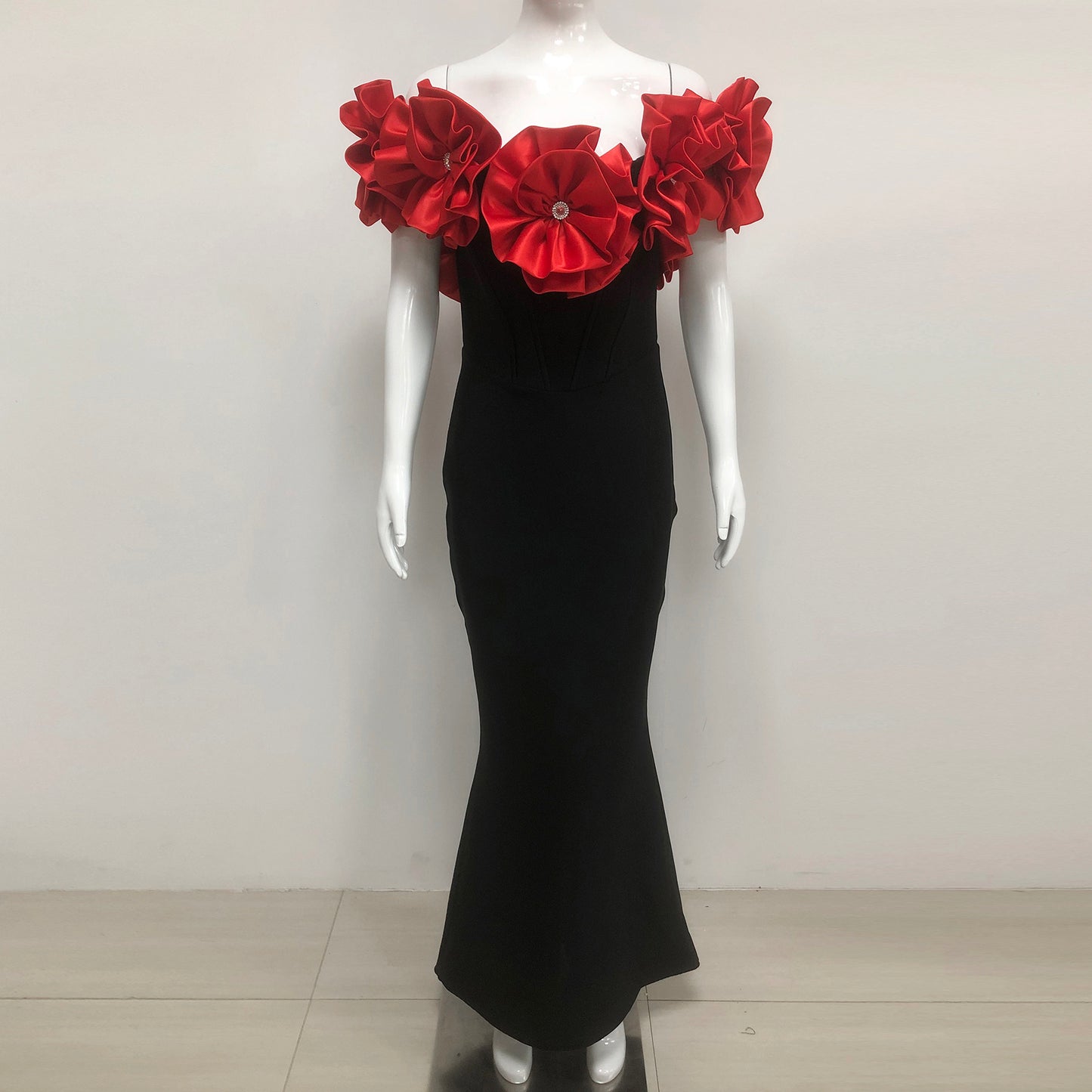 Golden 3D Flower Long Bodycon Formal Party Gown Elegant Luxury Black Evening Dresses for Women