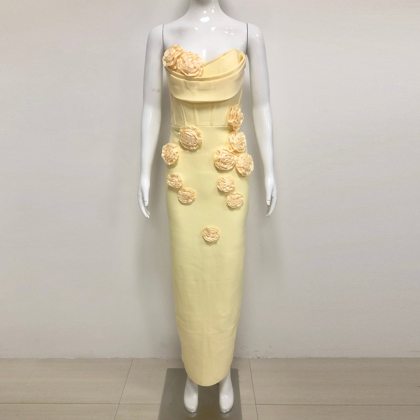 Strapless 3D Floral Bandage Dress