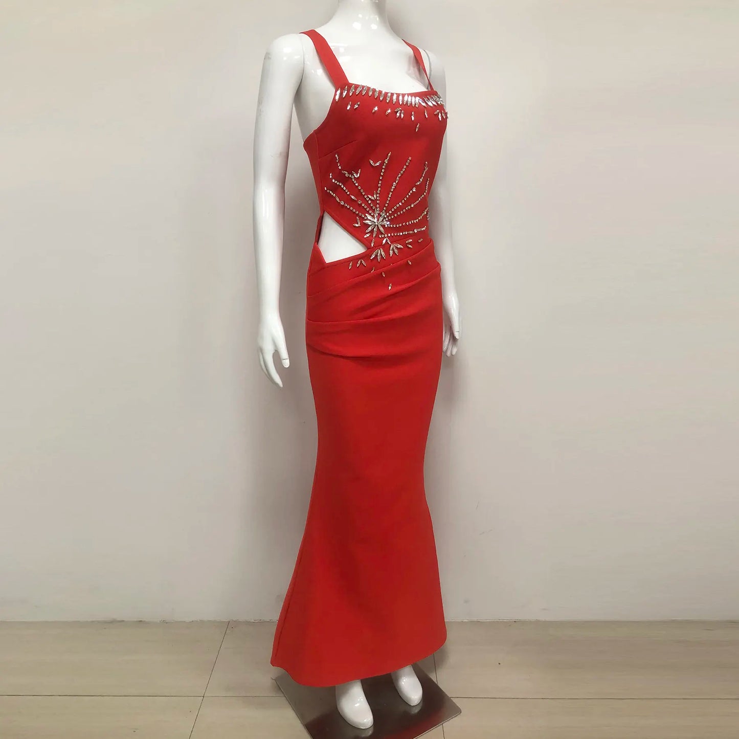Wholesale Elegant Women Evening Gown Dresses Luxury Red Luxurious Beaded Mermaid Ball Gowns Women Dresses