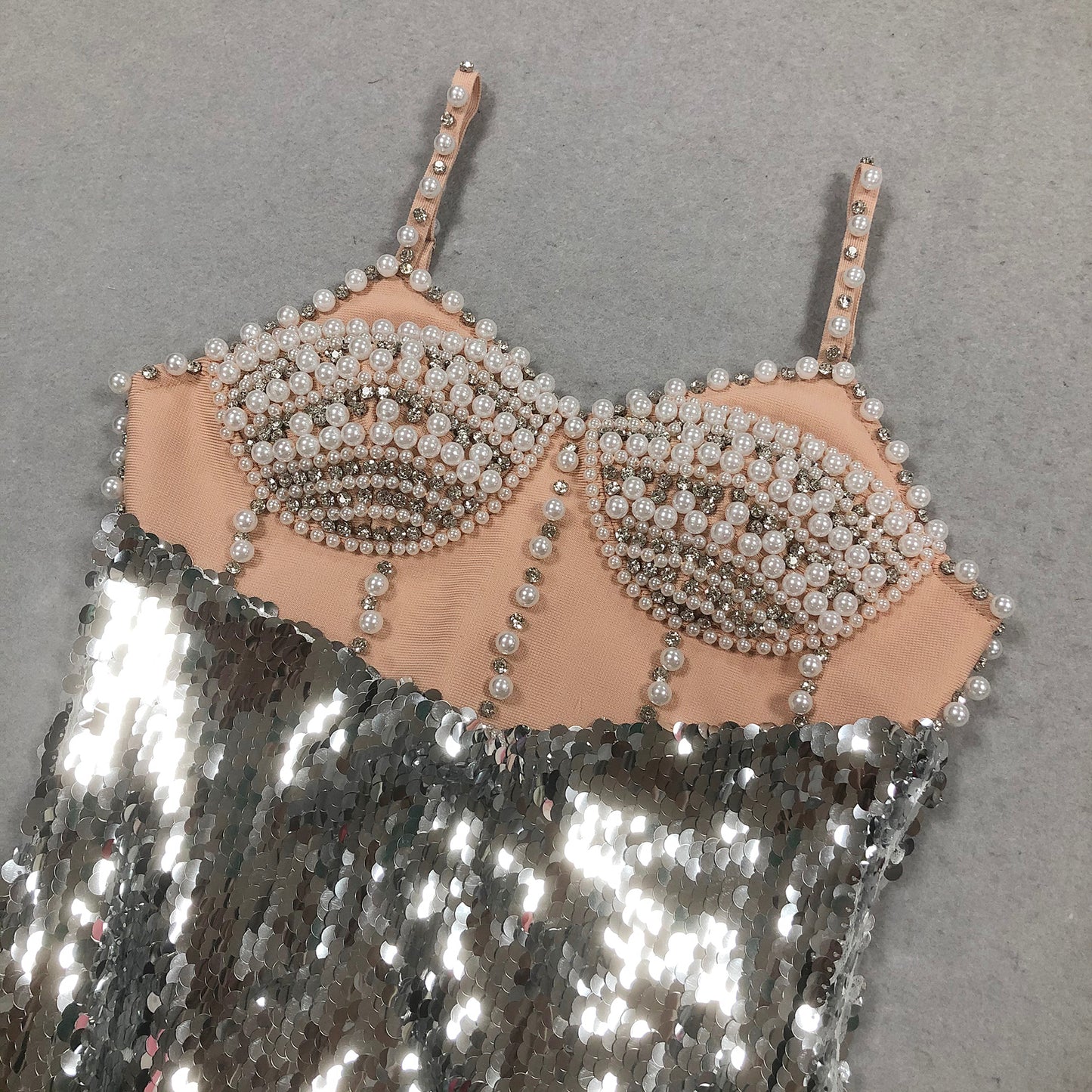 Wholesale Elegant Womens Summer Clothing Long Sequined Evening Dresses Pearl Bead Top Silver Sequin Evening Party Dress