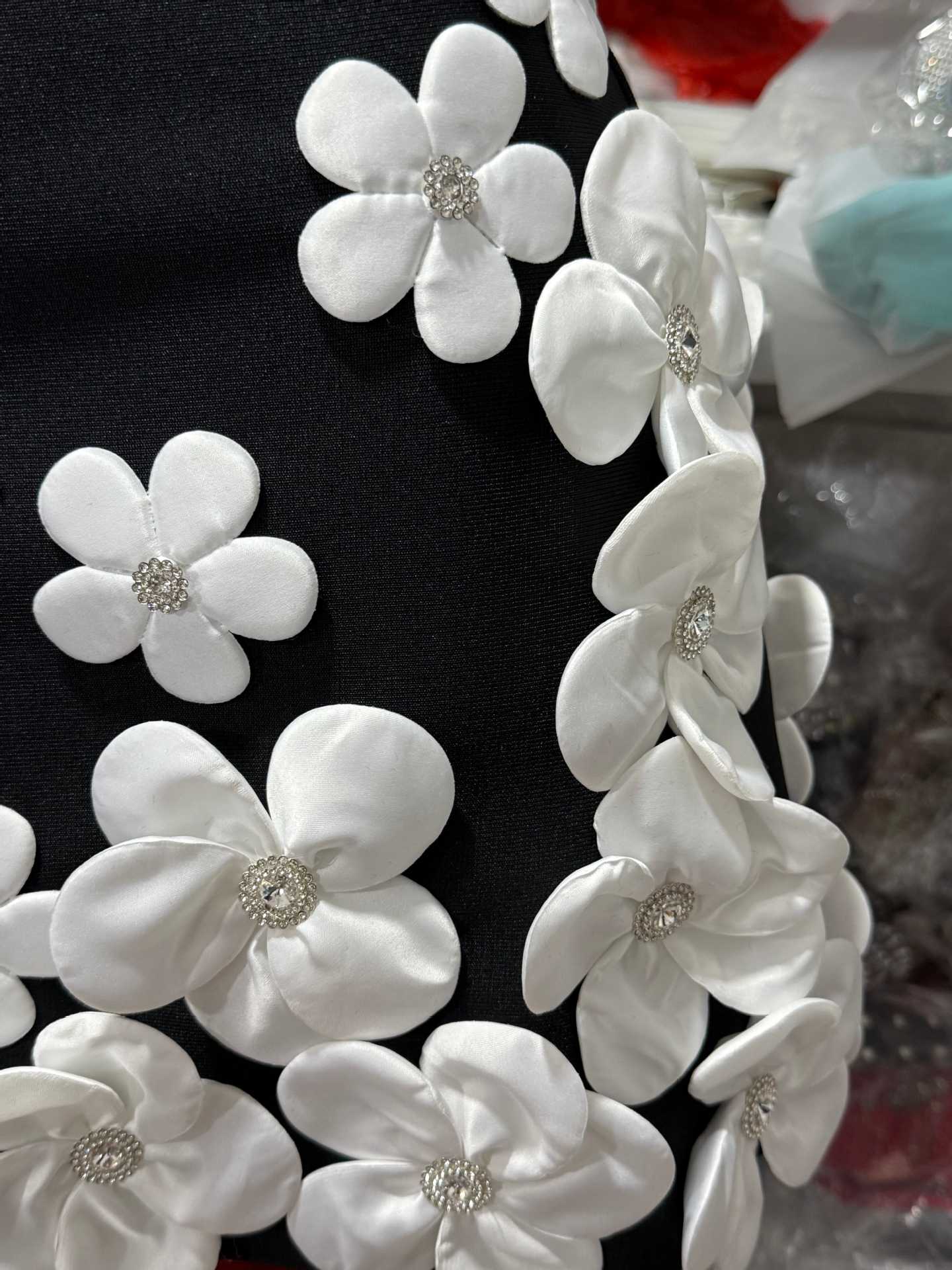 Sleeveless Deep V Neck Floral Applique Bodycon Mini Dress