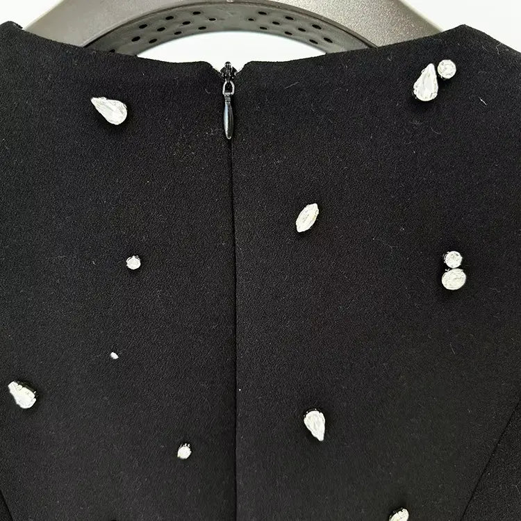 Wholesale Elegant Beaded Diamond Dress Long Sleeve Floor Standing Black Rhinestone Evening Dress