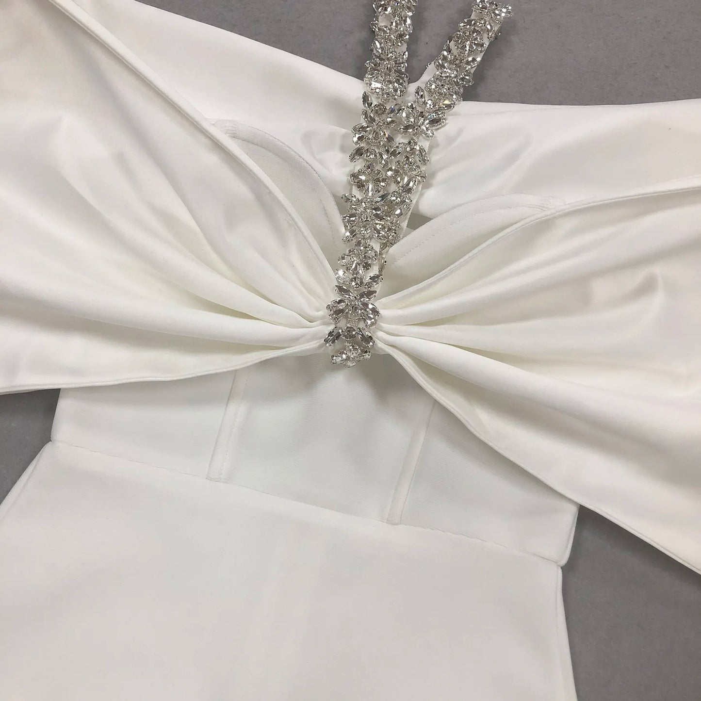 Fully customized dress high-end luxury off-shoulder big bow mermaid evening dress elegant white long dress dinner