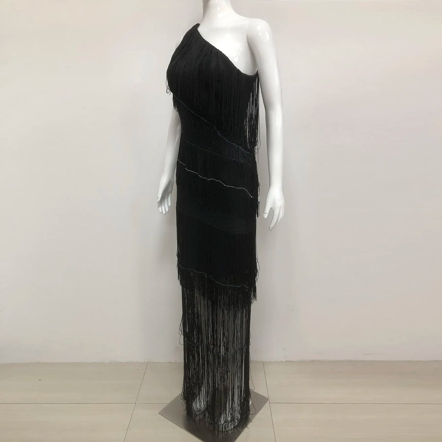 Wholesale Elegant Women Luxury High Fashion Tassel Dress Women Club Party Dress Chic Evening Dress with Tassel