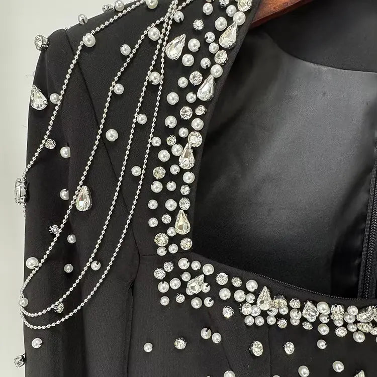 2025 Elegant Beaded Floor Standing Women's Formal Evening Dress Luxury Beaded Modest Evening Dress Long Cape Sleeves