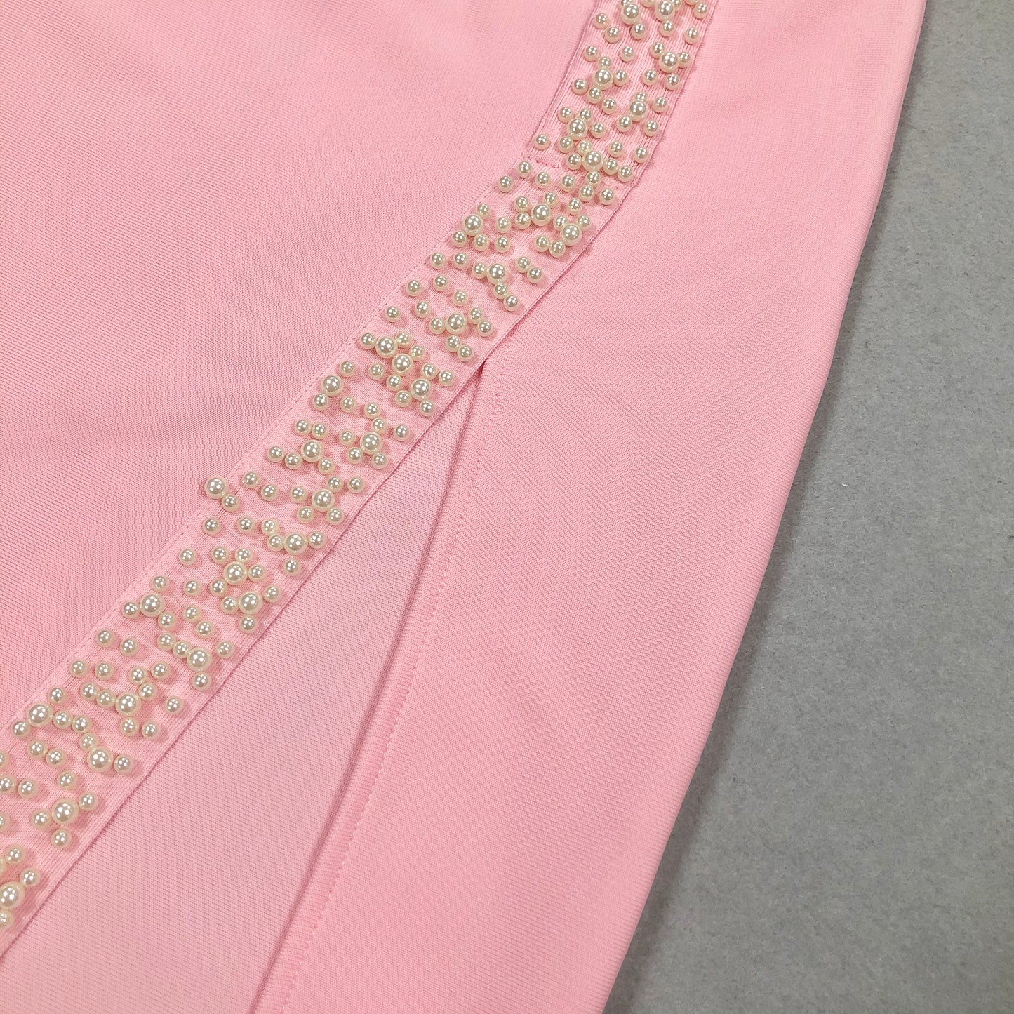 Elegant Women's Skirt Sets High Slit Pink Bandage 2 Piece Skirt Set with Pearls