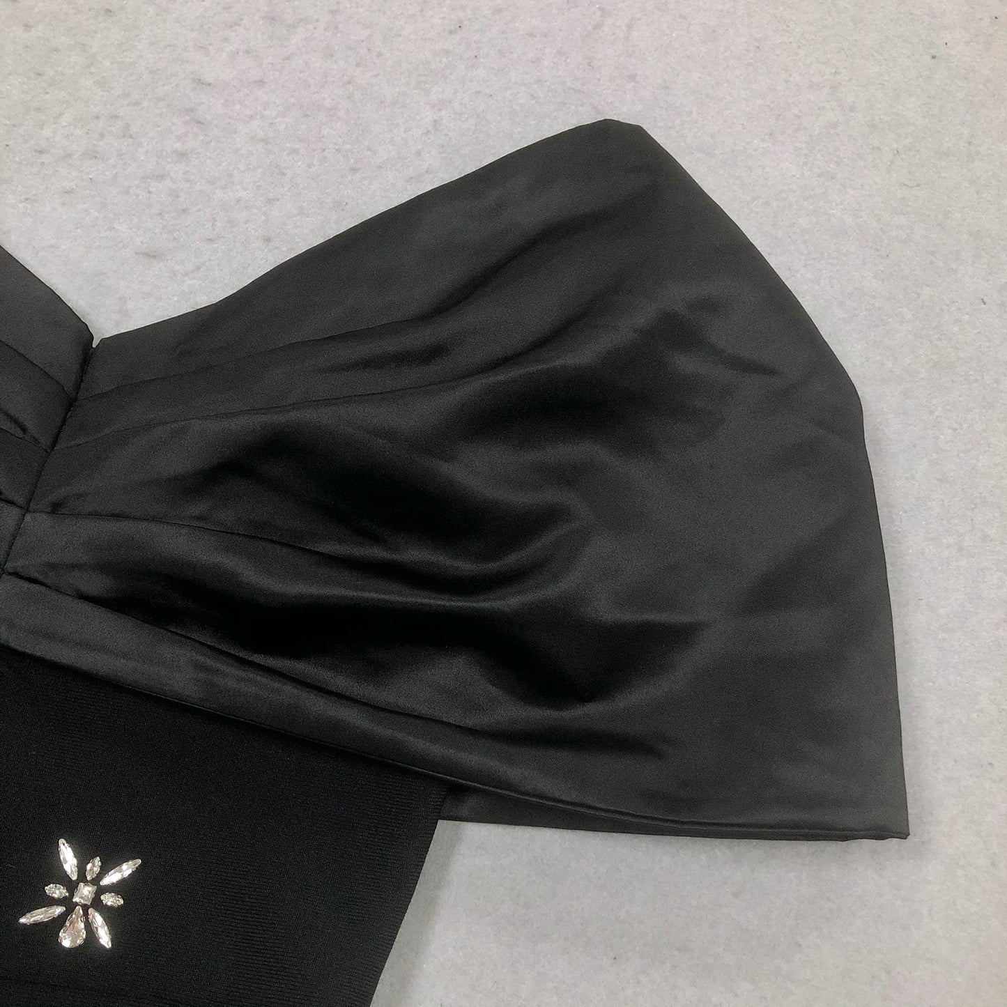 Black Mermaid Gown With Satin Bow