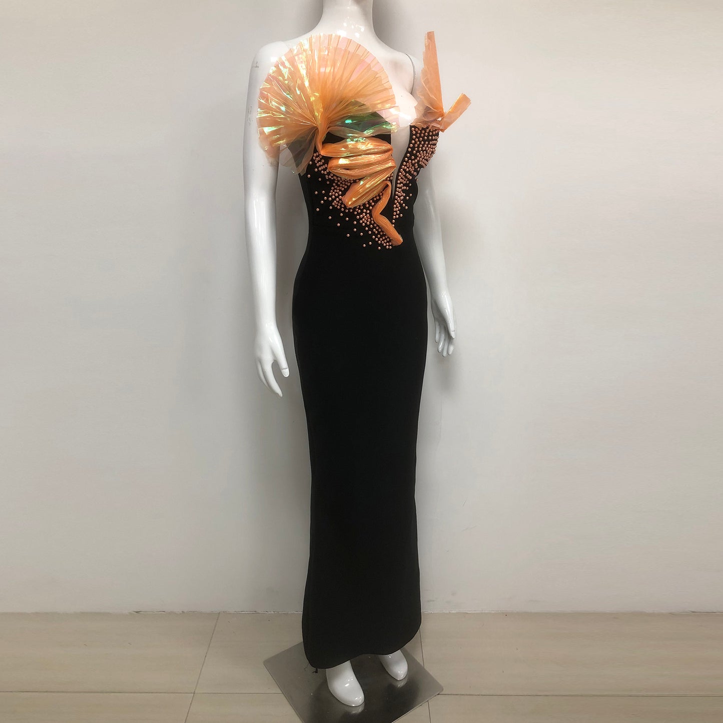 3D Fan Strapless Black Evening Dresses