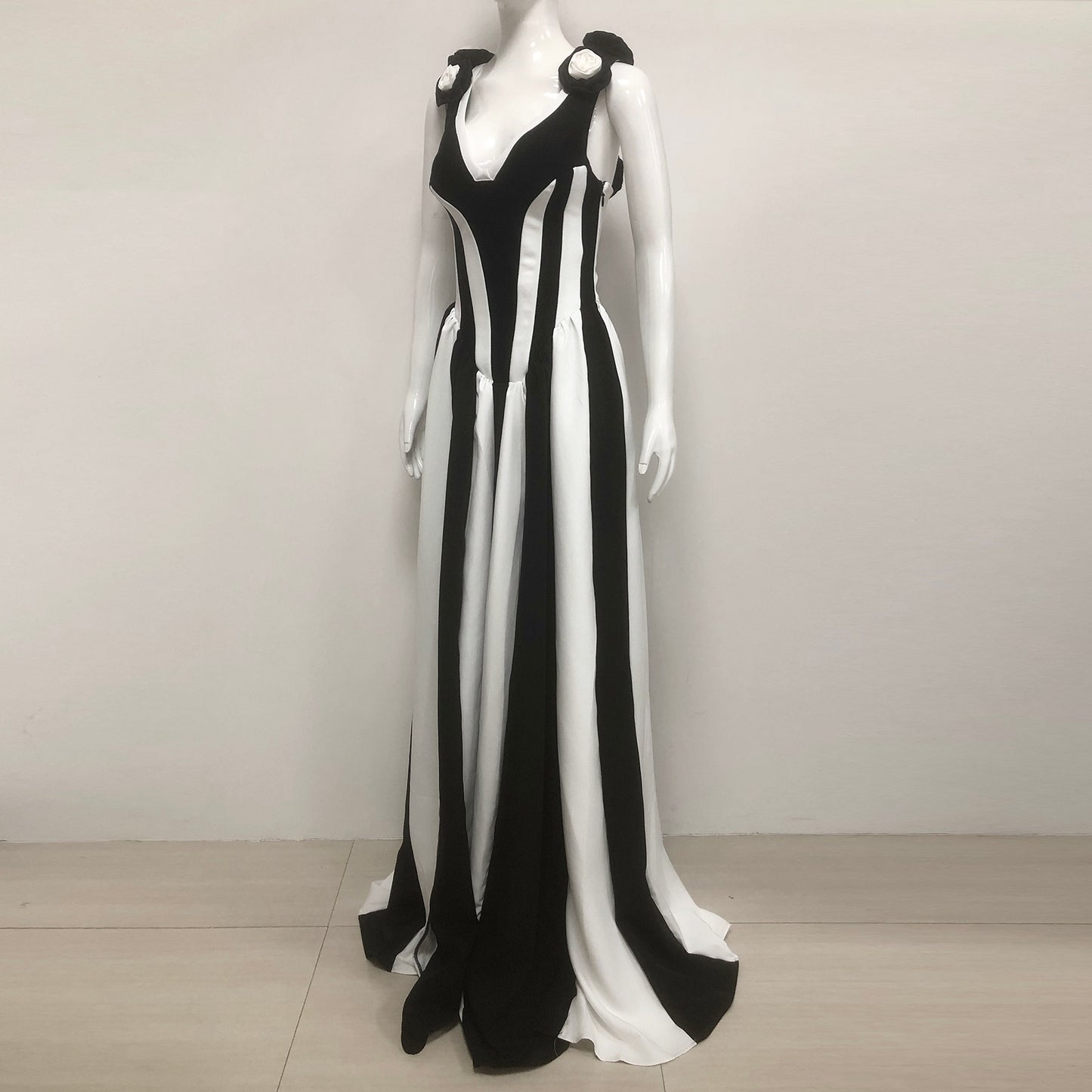 Black and White Bandage Evening Dress