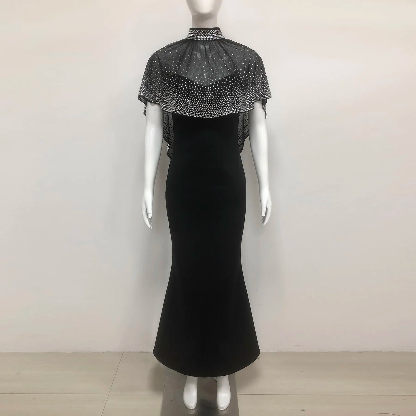 Custom Clothing Manufacturer 2025 Luxury Black Evening Dress Elegant Mermaid Gown with Sparkling Diamond Transparent Cape