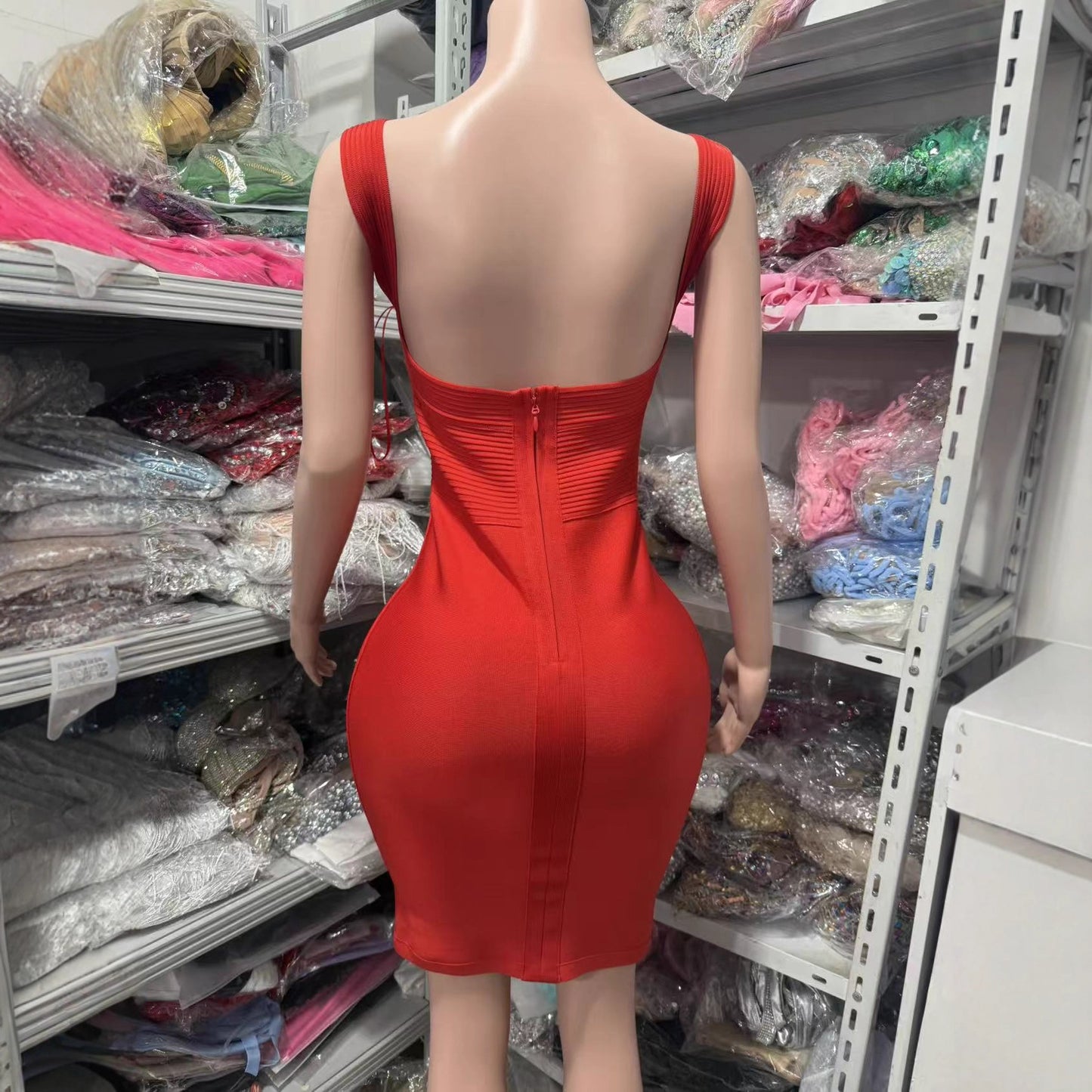 Sexy Sleeveless Knee Length Cocktail Dress